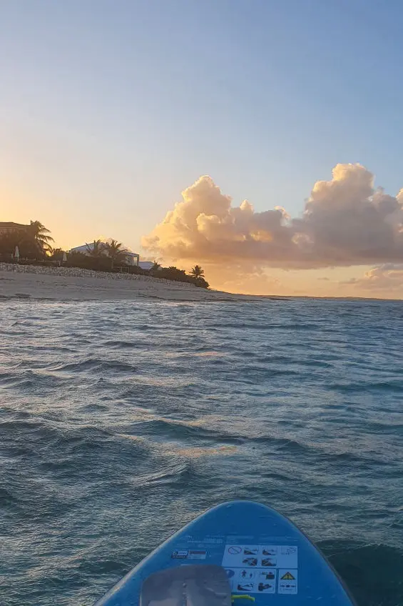 vor Sonnenaufgang auf SUP