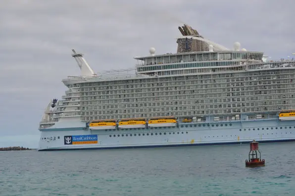 Cruise Ship 2