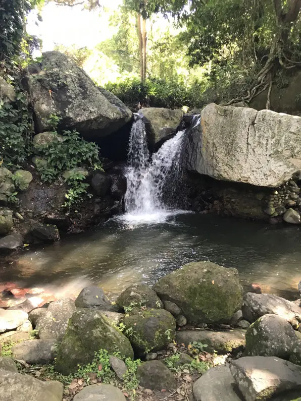 Wasserfall im Park